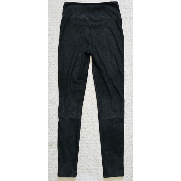 AMERICAN Eagle Faux Suede Black Leggins - Picture 2 of 7